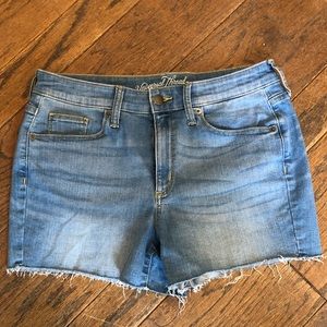 NWOT Universal Threads denim shorts